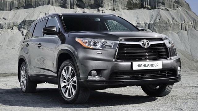 Xăng tăng giá, mua xe SUV nào để tiết kiệm tiền?