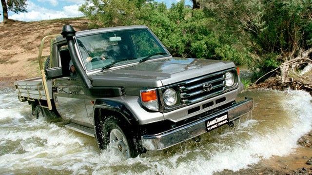 Toyota Land Cruiser 70 hứa hẹn đạt điểm an toàn tuyệt đối