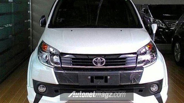 Rò rỉ “giá bèo” của xe SUV cỡ nhỏ Toyota Rush 2015