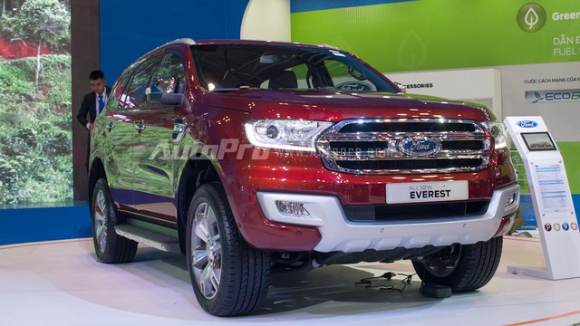 Chiêm ngưỡng hàng hot Ford Everest thế hệ mới giữa tâm điểm "loạn giá"