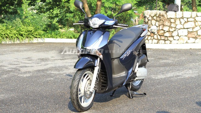 Honda SH Việt mới: Đội giá vì chìa khóa thông minh?