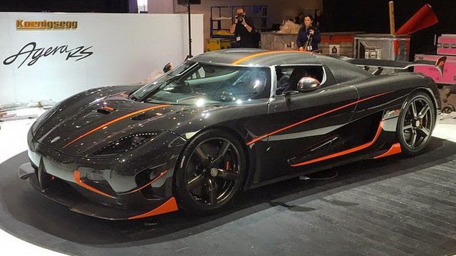 Siêu xe Koenigsegg Agera RS xuất đầu lộ diện