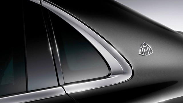Mercedes-Benz E-Class Maybach: Nhẹ hơn và cứng cáp hơn