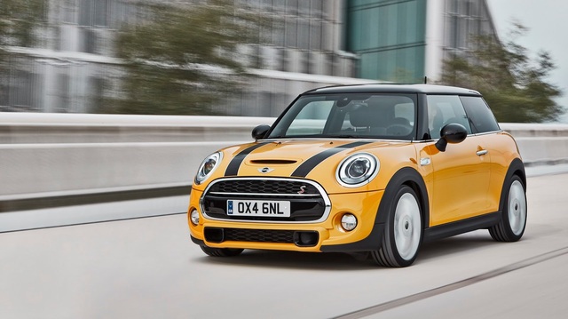 BMW bị phạt “núi tiền” vì chậm trễ triệu hồi Mini Cooper