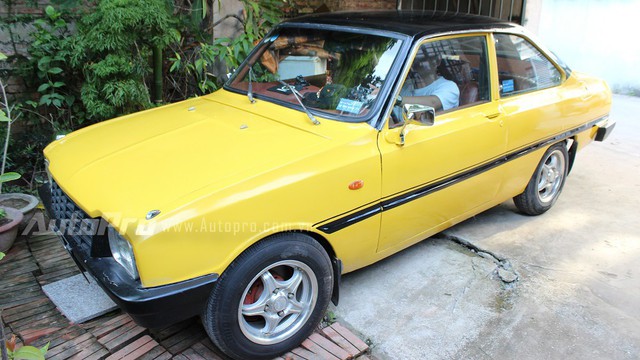 Gặp gỡ “tiền bối” Mazda R100 Coupe