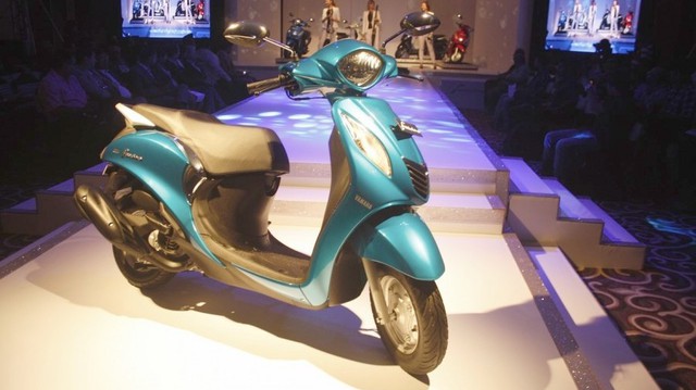 Xe ga Yamaha Fascino ngốn 1,5 lít/100km có giá cực rẻ