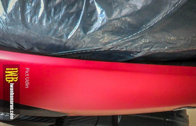 Bắt gặp xe ga Yamaha NM-X 155 2017 với màu sơn nhám mới - Ảnh 2.