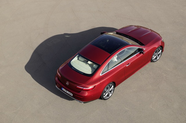 Xe sang Mercedes-Benz E-Class Coupe 2018 chính thức trình làng - Ảnh 12. Xe sang Mercedes-Benz E-Class Coupe 2018 chính thức trình làng - Ảnh 12.