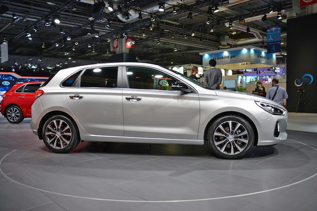 Xe gia đình đúng nghĩa Hyundai i30 thế hệ mới có giá từ 541,5 triệu Đồng - Ảnh 3.