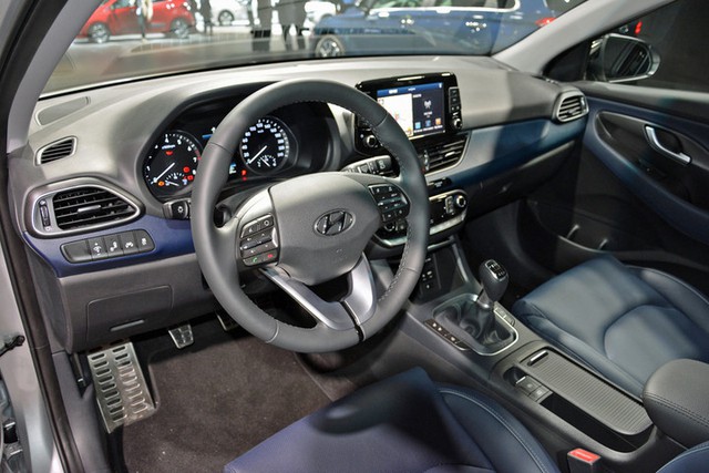 Xe gia đình đúng nghĩa Hyundai i30 thế hệ mới có giá từ 541,5 triệu Đồng - Ảnh 7.