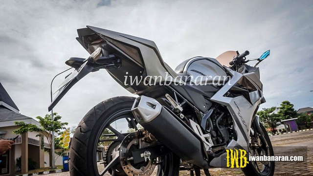 Honda CBR150R độ thành CBR250RR 2016 với chi phí cực thấp - Ảnh 5. Honda CBR150R độ thành CBR250RR 2016 với chi phí cực thấp - Ảnh 5.