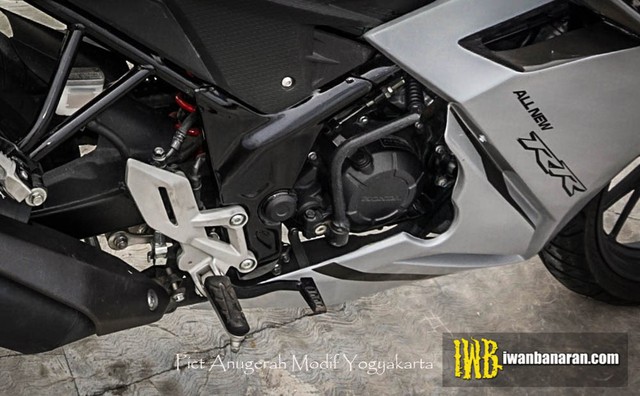 Honda CBR150R độ thành CBR250RR 2016 với chi phí cực thấp - Ảnh 10.