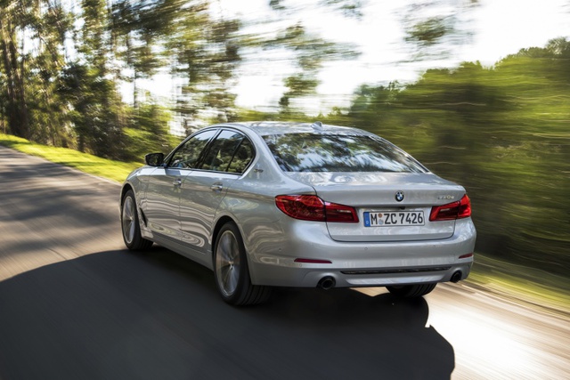 Chi tiết phiên bản tiết kiệm xăng của BMW 5-Series thế hệ mới - Ảnh 2.