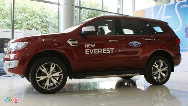 'Ford Everest 2016 đắt do thuế cao và nguồn cung ít'
