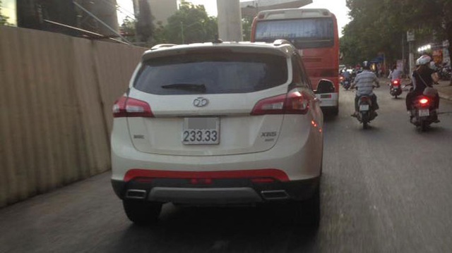 SUV Trung Quốc biển "tứ quý 3" gây tò mò trên đường Việt Nam