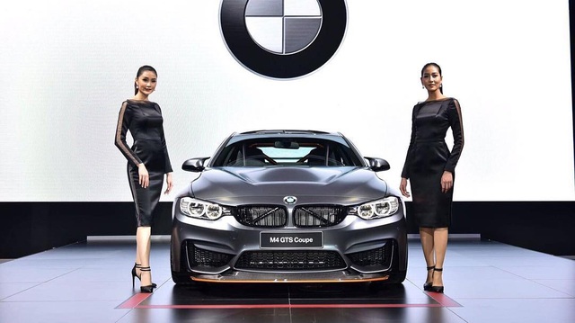 Xe thể thao BMW M4 GTS ra mắt Đông Nam Á với giá 8,85 tỷ Đồng