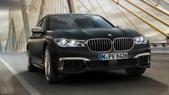 BMW M760Li xDrive 2017 - Một 7-Series thể thao hơn