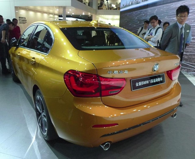 
Tạm thời, BMW 1-Series Sedan là mẫu xe chỉ dành riêng cho thị trường Trung Quốc. Hãng BMW chưa có kế hoạch xuất khẩu 1-Series Sedan sang thị trường ngoài Trung Quốc nhưng cũng không loại bỏ hoàn toàn khả năng này.
