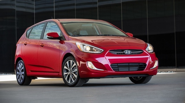 Hyundai Accent 2017 có thêm phiên bản trang bị tốt hơn, giá từ 373 triệu Đồng