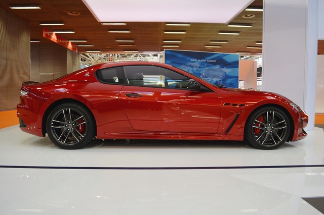 
Trong triển lãm Bologna 2016 diễn ra tại Ý vừa qua, hãng Maserati đã trưng bày phiên bản đặc biệt của dòng xe thể thao hạng sang GranTurismo MC Stradale mang tên Centennial Edition. 

