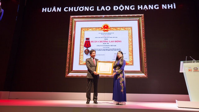 Toyota Việt Nam nhận Huân chương Lao động hạng Nhì