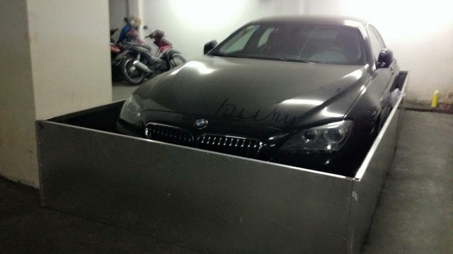 Sài Gòn: Dùng inox quây kín BMW 640i Gran Coupe để... chống chuột