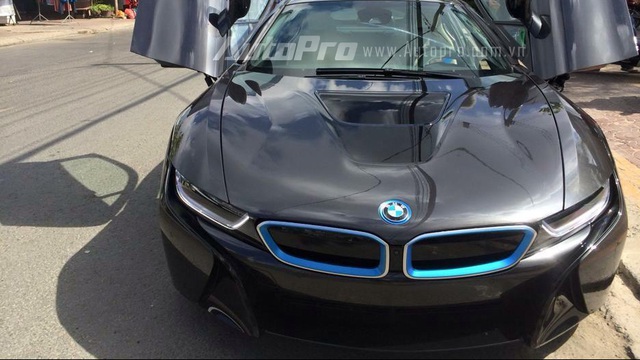 BMW i8 đầu tiên xuất hiện tại Cà Mau