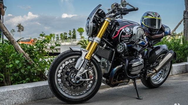 BMW R NineT độ 1 tỷ Đồng của biker Sài thành có gì "hot"?