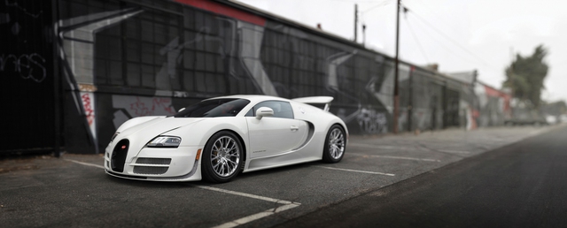 Bán đấu giá bạch mã Bugatti Veyron Coupe cuối cùng xuất xưởng - Ảnh 5.