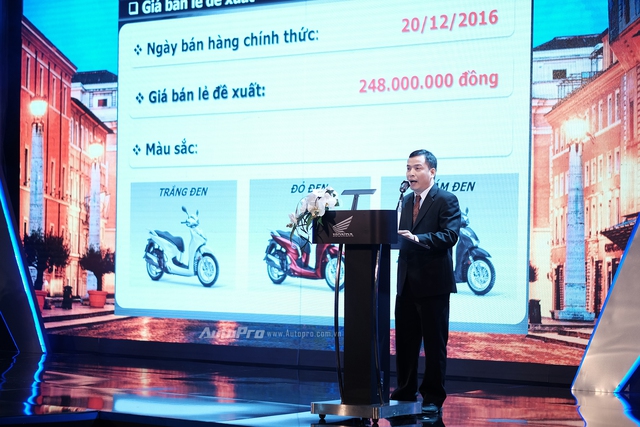 Honda SH300i ABS chính hãng có giá 248 triệu Đồng tại Việt Nam.