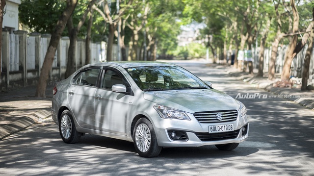 Đánh giá Suzuki Ciaz - Làn gió mới trong phân khúc sedan hạng B