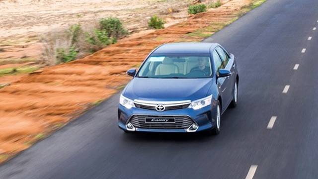 Triệu hồi hơn 2.000 xe Toyota Camry E tại thị trường Việt Nam