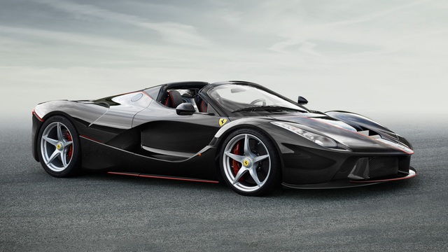 Ferrari LaFerrari mui trần ra mắt, có người trả đến 87,6 tỷ Đồng để mua