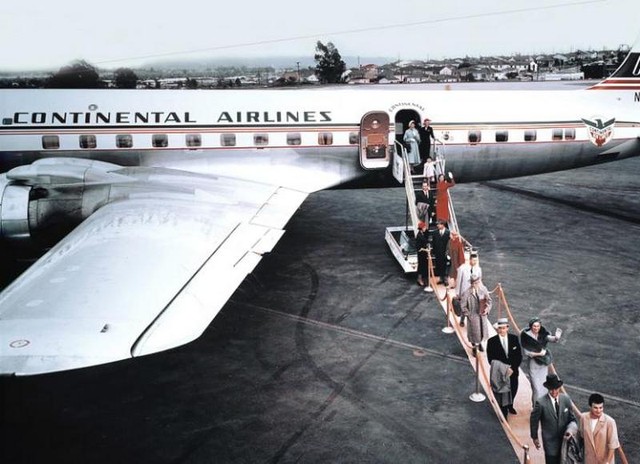 Xem lại dịch vụ VIP của ngành hàng không từ năm 1950s - Ảnh 9.