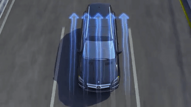 Nhờ công nghệ này, xe Mercedes-Benz không sợ gió tạt ngang