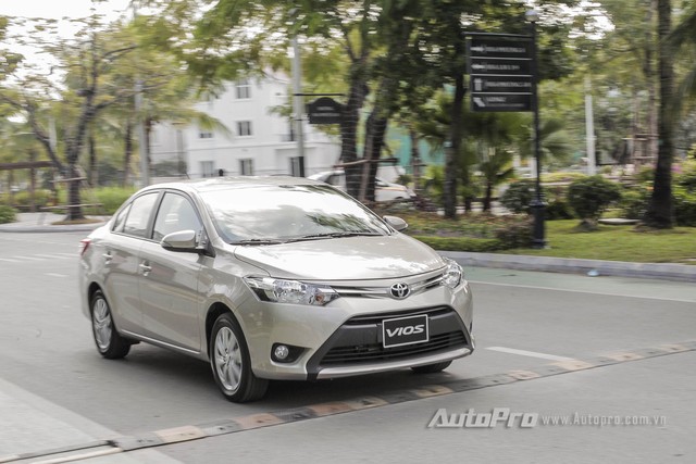 Đánh giá Toyota Vios 2016: Giải mã hiện tượng người Việt “cuồng” Vios - Ảnh 14.