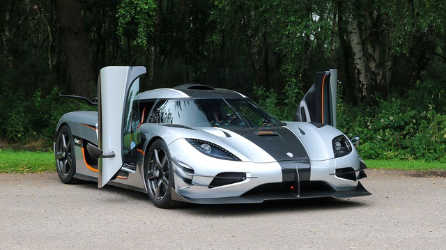 Cận cảnh siêu xe Koenigsegg One:1 được rao bán 135 tỷ Đồng