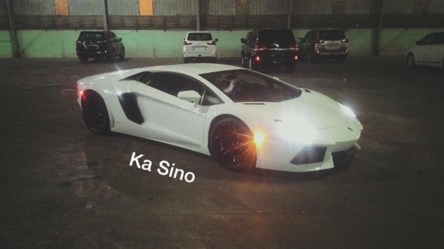 Thêm một siêu xe Lamborghini Aventador "chạy thuế" về Việt Nam