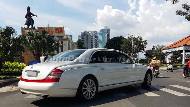 Maybach 62S trắng đầu tiên tại Việt Nam tái xuất