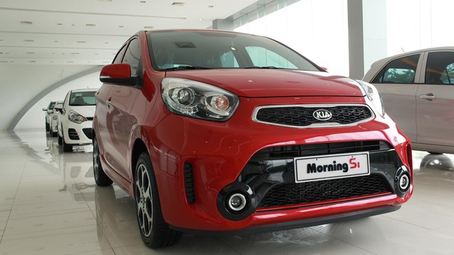 Kia Morning và Mazda2 giảm giá đón thuế TTĐB mới