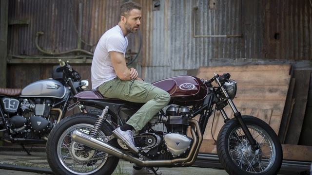 Chiêm ngưỡng Triumph Thruxton có một không hai của Deadpool