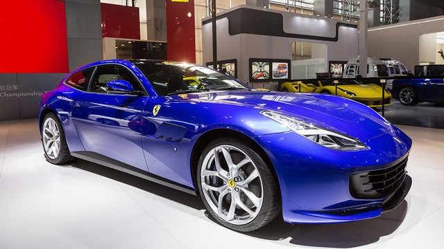 Ferrari GTC4 Lusso T ra mắt thị trường Trung Quốc, giá từ  11,7 tỷ Đồng - Ảnh 1.