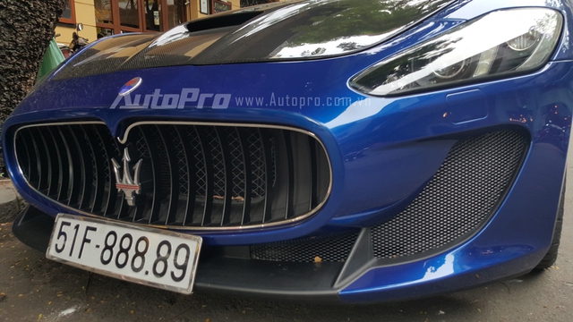 Maserati Granturismo MC Stradale từng thuộc sở hữu của Minh Nhựa tái xuất trên phố Sài thành - Ảnh 7.