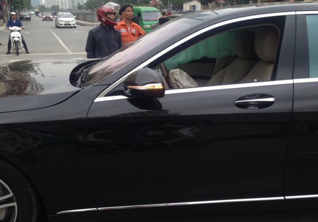 Hà Nội: Tài xế Mercedes-Benz S400 vượt đèn đỏ gây tai nạn kinh hoàng trên phố - Ảnh 5.