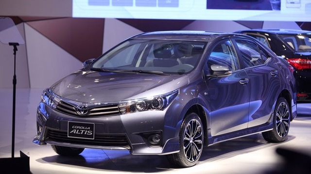 Toyota Corolla Altis dần bị “thất sủng” tại Việt Nam