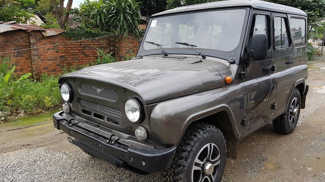 Xe Offroad Nga UAZ Hunter hưởng mức thuế nhập khẩu 0% xuất hiện tại Sài Gòn