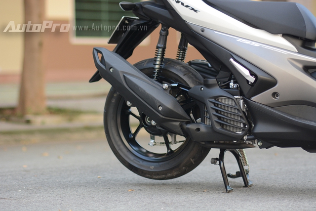 Nhập môn vào thị trường xe tay ga cao cấp, Yamaha NVX 155 trang bị hàng loạt công nghệ tiên tiến - Ảnh 19.