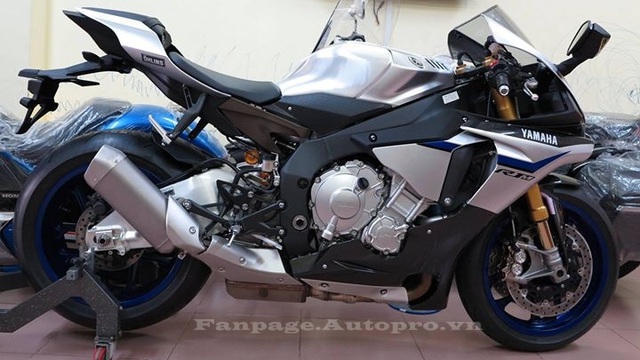 Siêu mô tô cực hiếm Yamaha R1M đời 2016 chốt giá 830 triệu Đồng có gì đặc biệt?