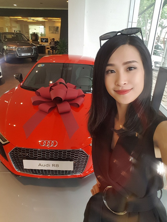 Đông Nhi - Ông Cao Thắng mua siêu xe Audi R8 V10 Plus 2016 chơi Tết - Ảnh 1.
