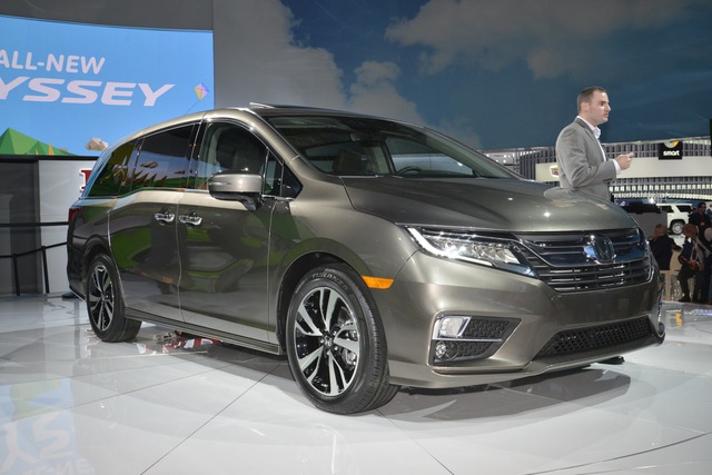 Honda Odyssey 2018 với thiết kế khác xe ở Việt Nam chính thức được vén màn - Ảnh 2.